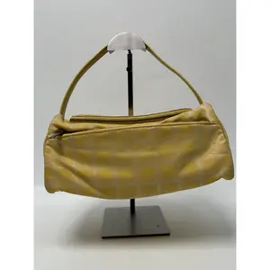 Pre-owned CHANEL Nylon Top Handle Bag Vintage Butter Yellow Travel Line Sport Cosmetic Vanity ZS010CC