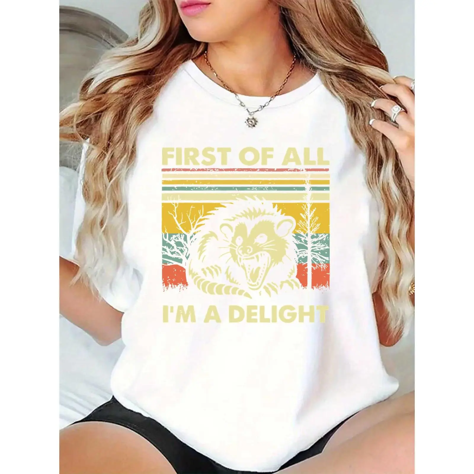 Women's Vintage Badger "First Of All I'm A Delight" Graphic T-Shirt - Retro Striped Forest Animal Funny Casual Tee for Daily Wear, Comfortable Cotton Top for Humor Lovers