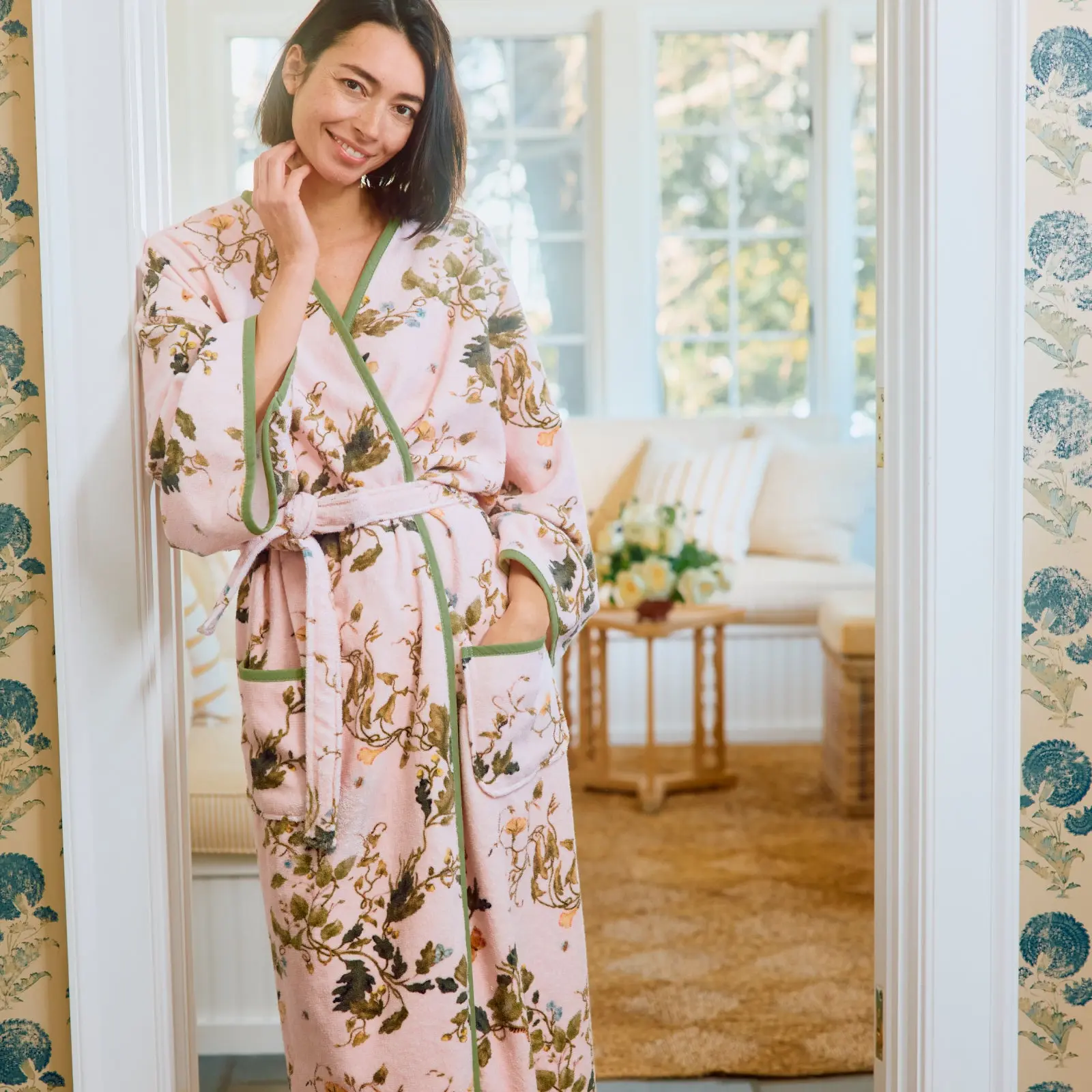 Leah O'Connell x Weezie Women’s Bell Sleeve Plush Robe