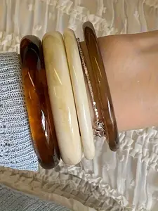 Vintage Amber&Cream Resin Bracelet Set | 4-piece Stackable Acrylic Bracelet Essential for Bohemian Autumn Dressing