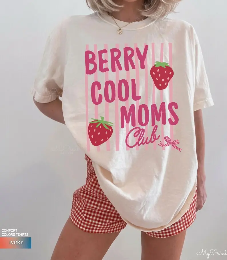 Comfort Colors Berry Cool Moms Club, Mothers Days Tshirt, Summer Fruit Tshirt for New Mom, Food Pun T-Shirt, Berry Graphic Tee