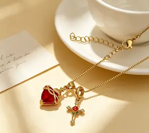 Vintage Red Sacred Heart Rose Cross Necklace, niche multi pendant, stacked collarbone chain, detachable double pendant design, full of sweet and cool atmosphere, unlocking multiple wearing methods with one pendant