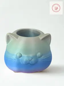 Kitty Cove Pen Holder