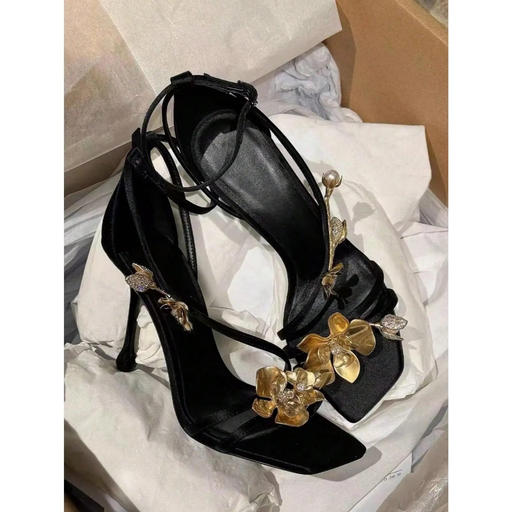 2025 Spring Summer New Crystal Embellished Metallic Floral Open Toe Strap Buckle Sandals, Square Toe Celebrity Party High Heels