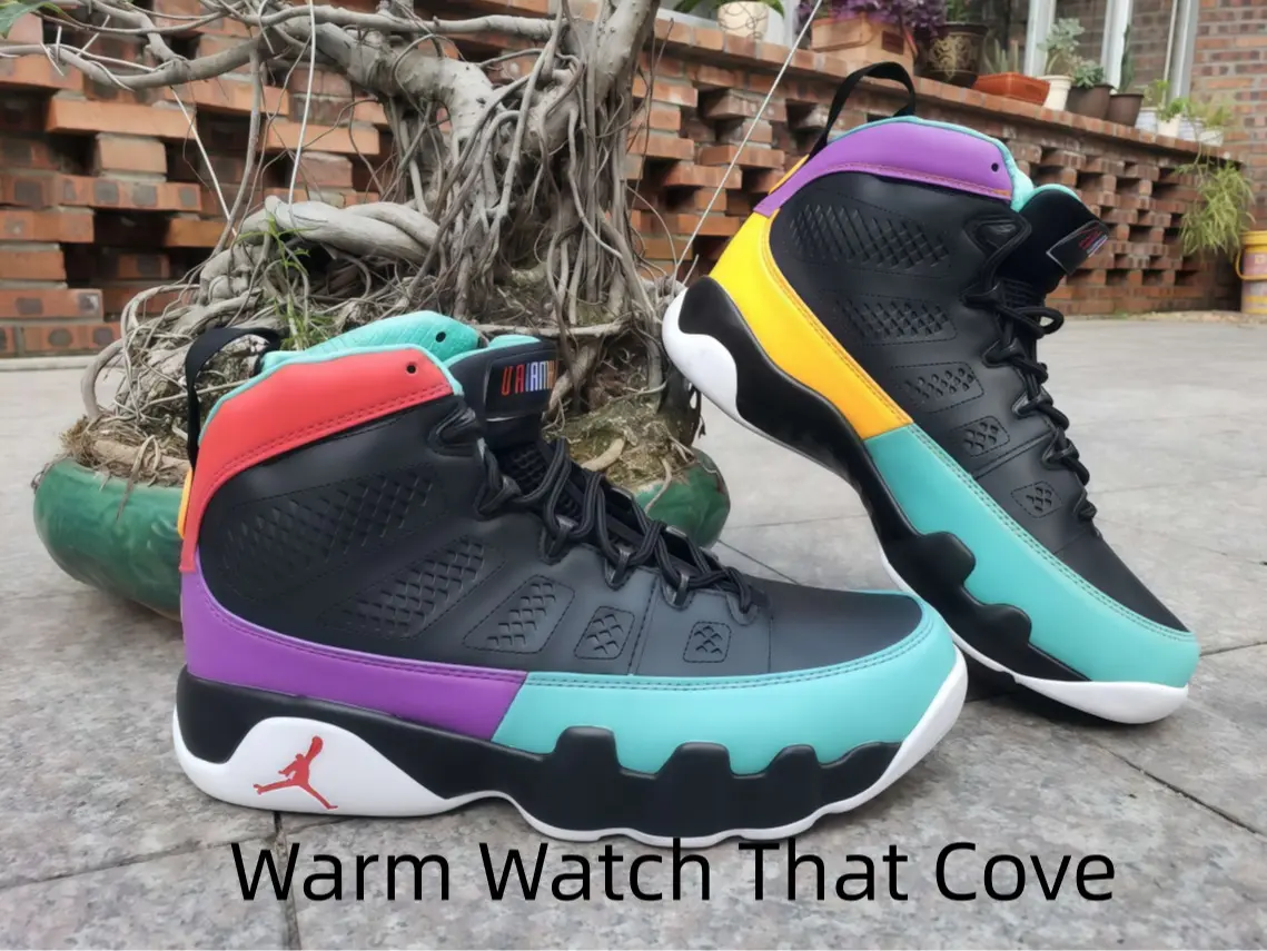 Breathable High-Top Shoes with Black Upper and Colorful details