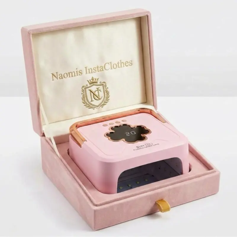 Nail accesories