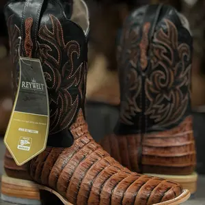 070 Cola Belly Shedron Embossed Color Botas Vaqueras de Mexico Western Boots