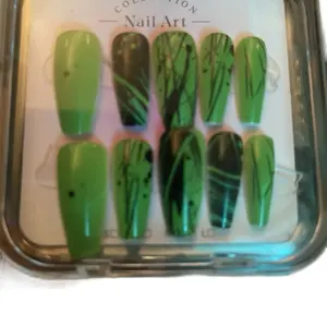 Press on Nails, Green and Black Splat-Painted Artificial Nails for Quick DIY Manicures Summer Impress