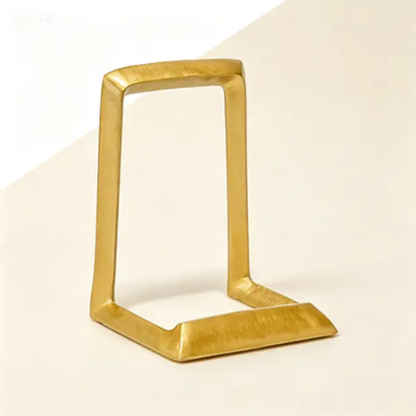 8-Inch Vintage Decorative Metal Tabletop Display Easel, Distressed Gold Art Holder, Sturdy Reusable Stand for Showcasing Photos & Artwork, Home Decor Tabletop Sign Holder, Tabletop Use