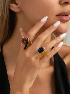 French Vintage Resin Ring, Boho Style Stackable Design, Lightweight Luxury Jewelry, Perfect for Spring & Summer, Unique Fashion Accessory, Statement Rings
