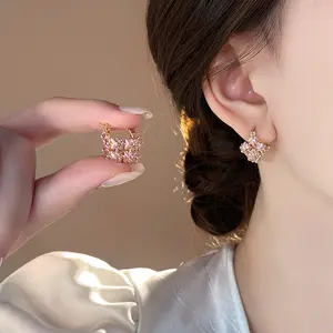 Pink zircon earrings for women, light luxury, high-end, elegant and stylish, DDES0717 ear studs, fashionable earrings, 14K gold-plated