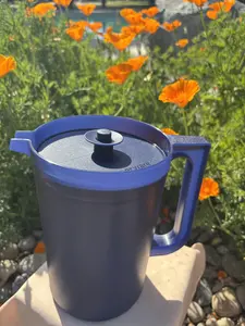 Mediana jarra 2litros azul marino pitcher