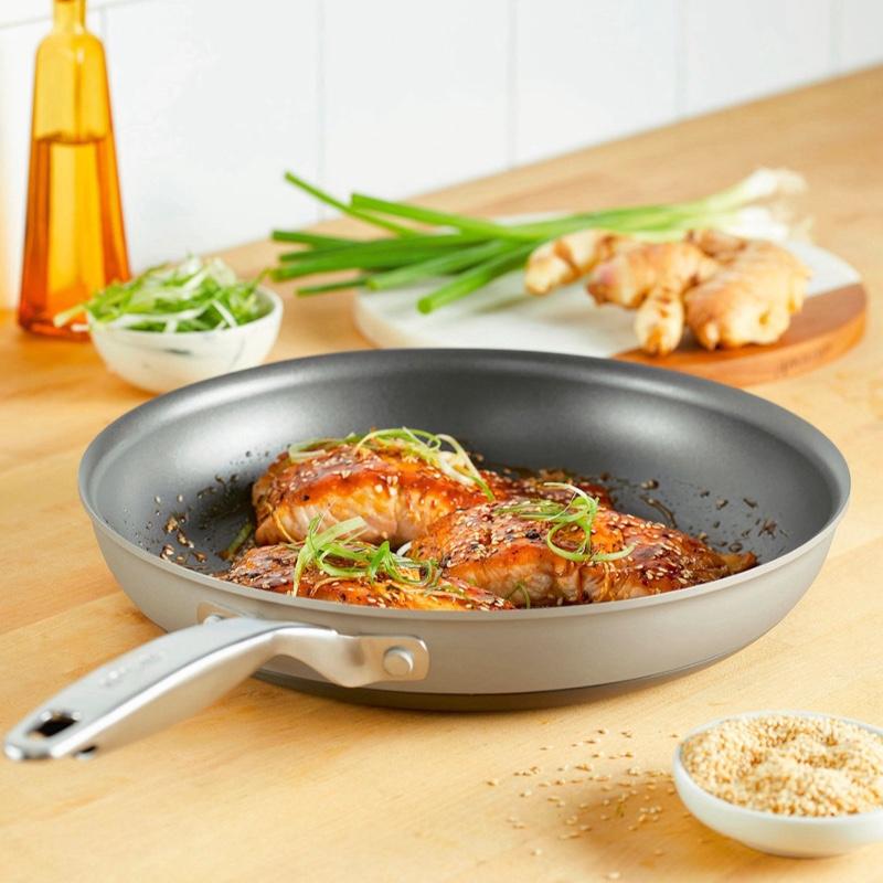 Anolon Non Stick 10” Frying pan