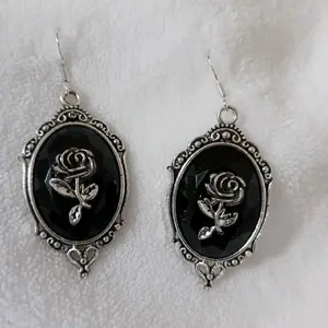 Victorian gothic vintage rose silver tone earrings Female Casual