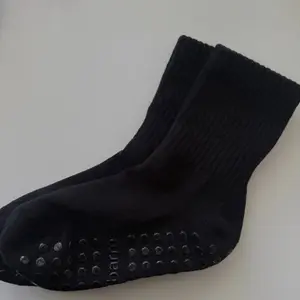 PILA Plain Best Black Grip Socks
