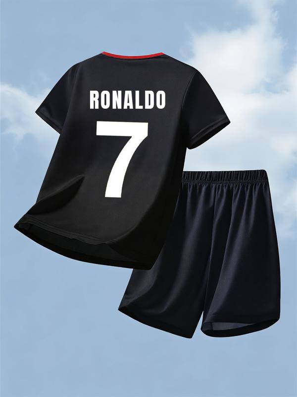 Children's football jersey and shorts set, Sports clothing set - Lightweight and breathable sportswear, with team number 7 and name RONALDO, machine washable, suitable for boys, ideal for football practice and outdoor activities Children's football jersey and shorts set, Sports clothing set - Lightweight and breathable sportswear, with team number 7 and name RONALDO, machine washable, suitable for boys, ideal for football practice and outdoor activities