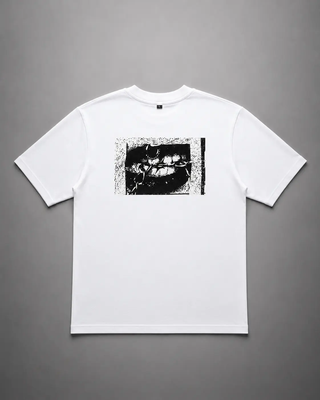 White E-vok3 T Shirt