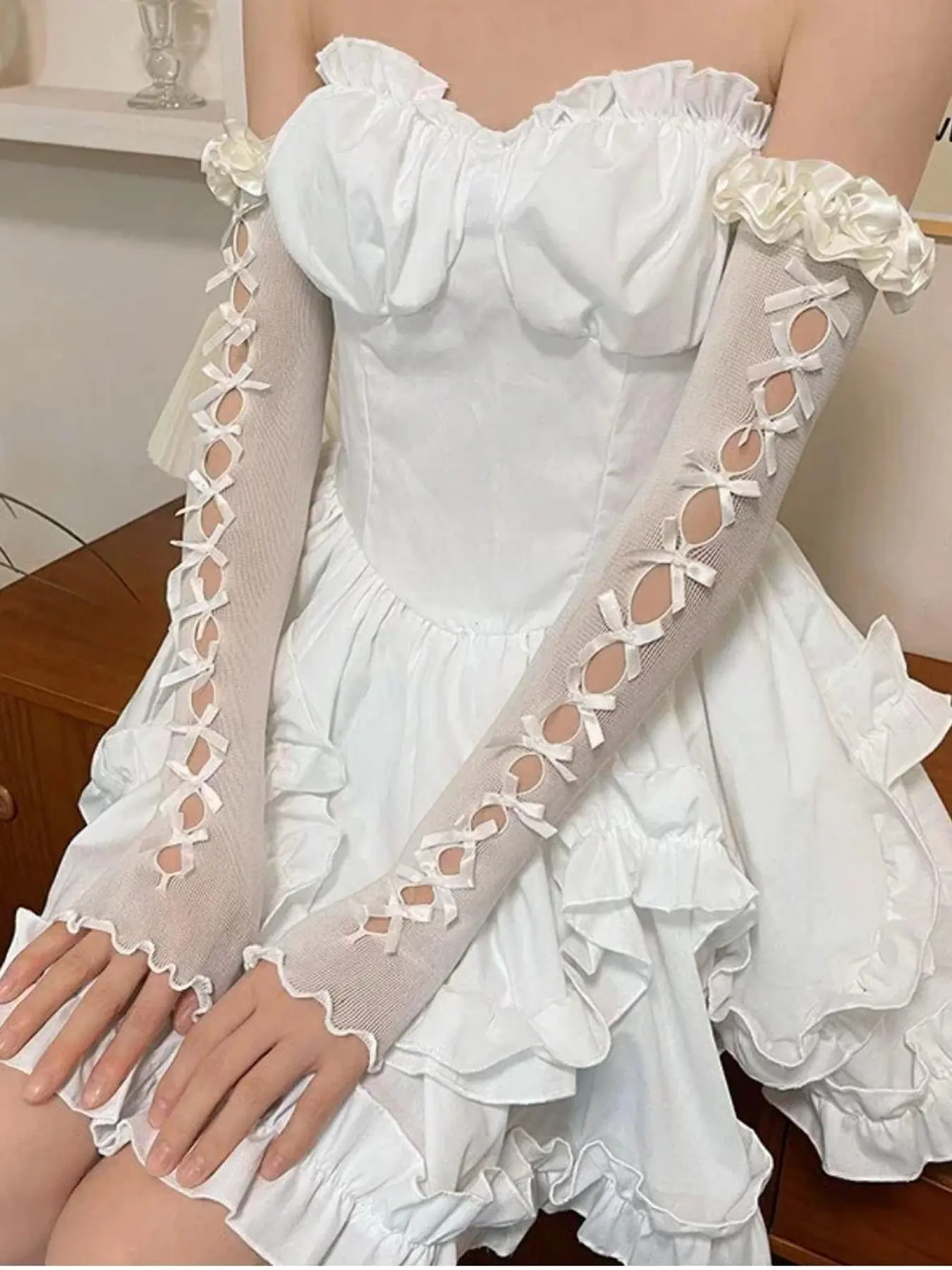 Women's Sexy Hollow Out Satin Bow Lace Gloves, Bridal Lolita Style Thin Construction Sun Protection Arm Sleeves, Summer Fingerless Design Sunscreen Mittens Fitted Versatile Hand Gloves