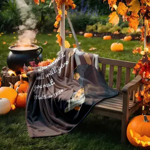 1 piece Matthew 11:28 in English is: "Come to me, all you who are weary and burdened, and I will give you rest." themed flannel blanket - Super soft fluffy flannel blanket, suitable for sofas and beds, all-season use, modern design, digital