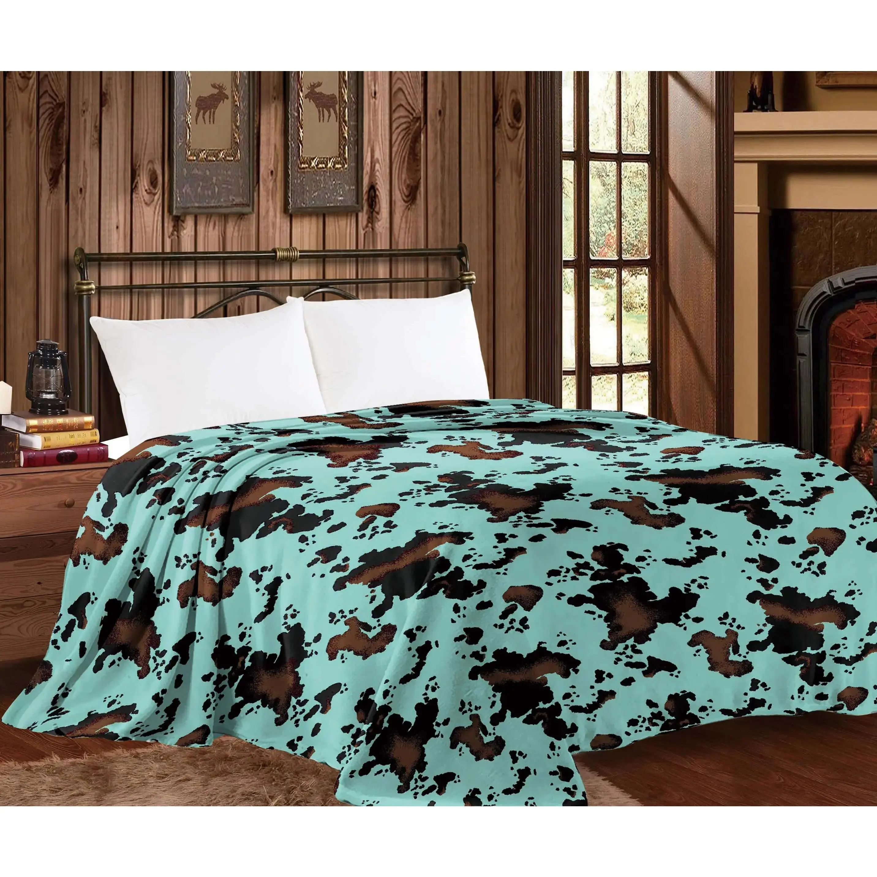 King Size Cow Print Flannel Blanket - Cloud Soft, Lightweight Cozy Blanket for Home Decor, Cloud Soft Blanket
