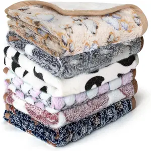 6 count Washable Guinea Pig Blankets Absorbent  Fleece Bedding  Cage Liners  Pet Pee Pad Sleep Mat Pad Cover for Hamster Ferret  Chinchilla Hedgehog (20"x30")