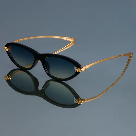 Retro Cat Eye Glasses with Metal Frame and Knot Design, Unisex Stylish Eyewear for Daily Wear and Beach, Fashionable Frames for Women and Men, Casual Style Eyewear