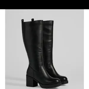 Windsorstore edgy chic under the knee moto platform boots