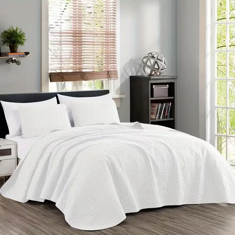 Quilt Set Full Size - Over sized Bedspread - Soft Lightweight Coverlet for All Season - 3pcs Includes 1 Quilt and 2 Shams, Geometric Pattern, Home decoration, holiday gifts