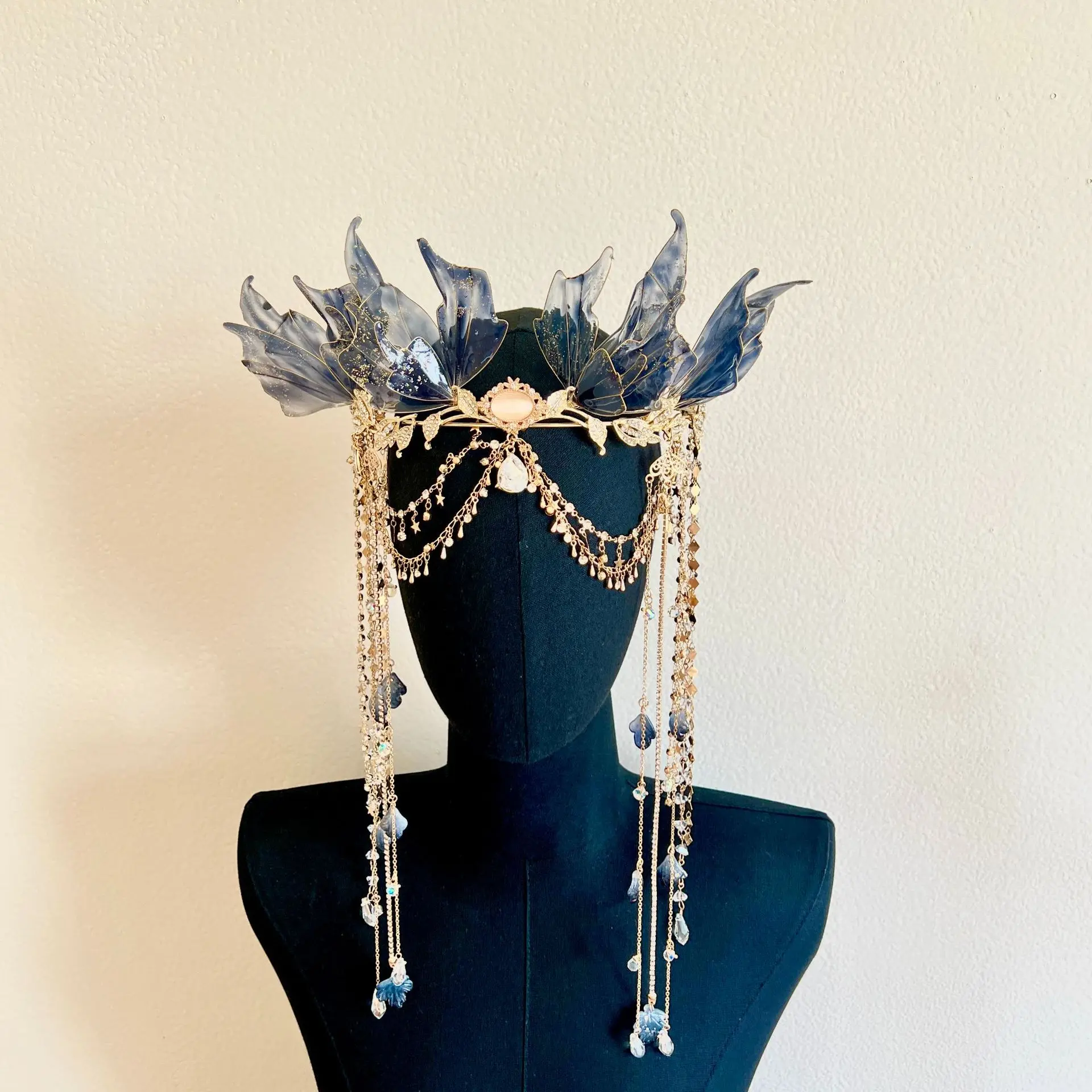 One black gold blue hair crown