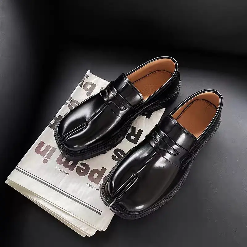 Versatile Thick Sole Glossy Lace-Up Shoes for Men, Ideal for Travel, Business Trips & Daily Life, Non-Slip Platform Formal Footwear