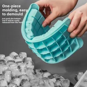 Silicone Ice Cube Tray with Lid, One-Piece Molded Ice Cube Maker with Easy Push Release, Stackable Silicone Ice Cube Mold for ice Drinks
