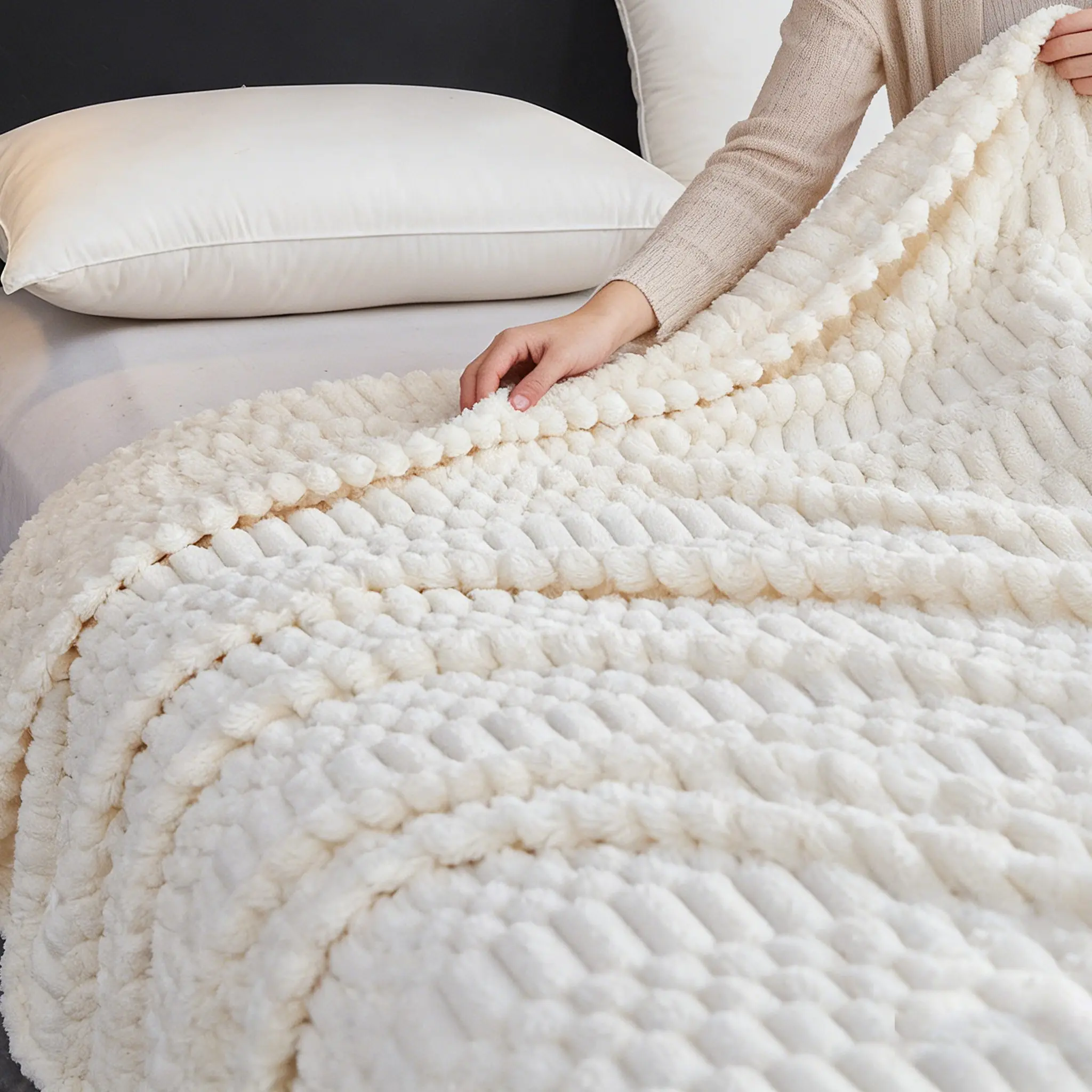 Breathable Foldable Camping Blanket, Soft Anti-Static Fabric, Ideal for Car & Office Use, All Seasons Portable Throw, Cozy Throw Blanket, Foldable Blankets