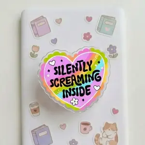 Magnetic Phone Grip Silently Screaming Inside, Magsafe Compatible Kindle Holder High-quality Print, Funny Introvert Gift Removable Magnet