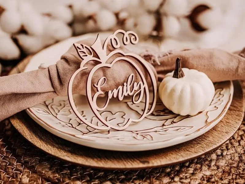 Personalized Thanksgiving Decor Name Tags, Custom Wood Rustic Fall Place Tag, Personalized Pumpkin Cards, Friendsgiving Tag