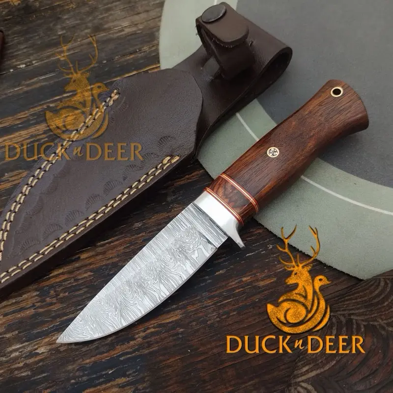 Damascus Steel Fixed-Blade Knife with Non-Slip Wooden Handle, Leather Sheath, Skinning Function for Camping, Survival
