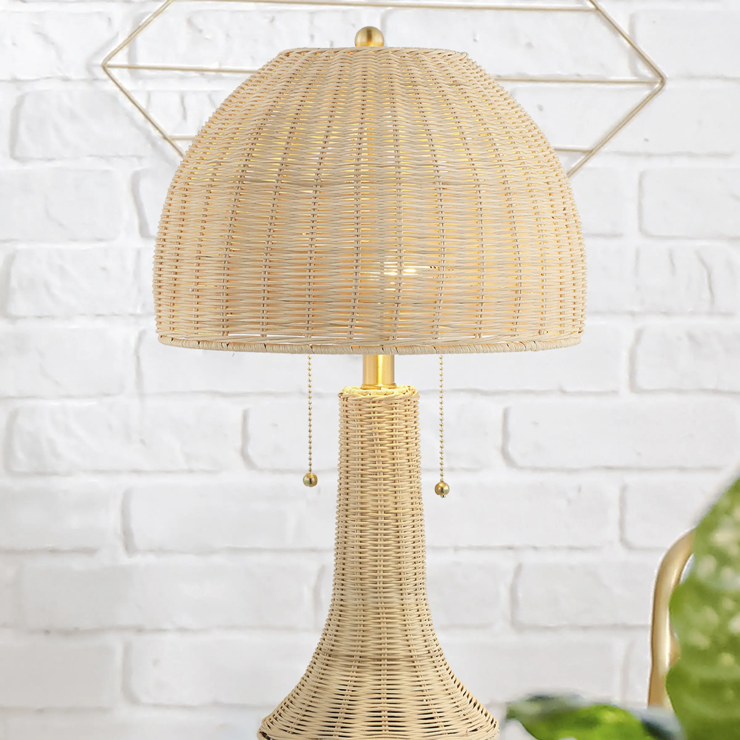 JONATHAN Y Joanie Bohemian Rustic Iron LED Table Lamp - Indoor Light, Unisex Mood Lighting for Bedroom, Dining Room, After Dark Use