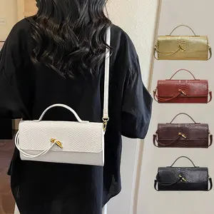 Women's Versatile Flap Lock Crossbody Bag Adjustable Strap Handbag Crocodile Print Clutch for Casual Daily Use and Office