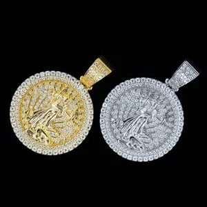 S925 round disc setting with D color VVS moissanite, fully set with moissanite stones; “Free Goddess” pendant jewelry for men and women; strong fire, instant color test; 4 mm tennis chain can be worn.