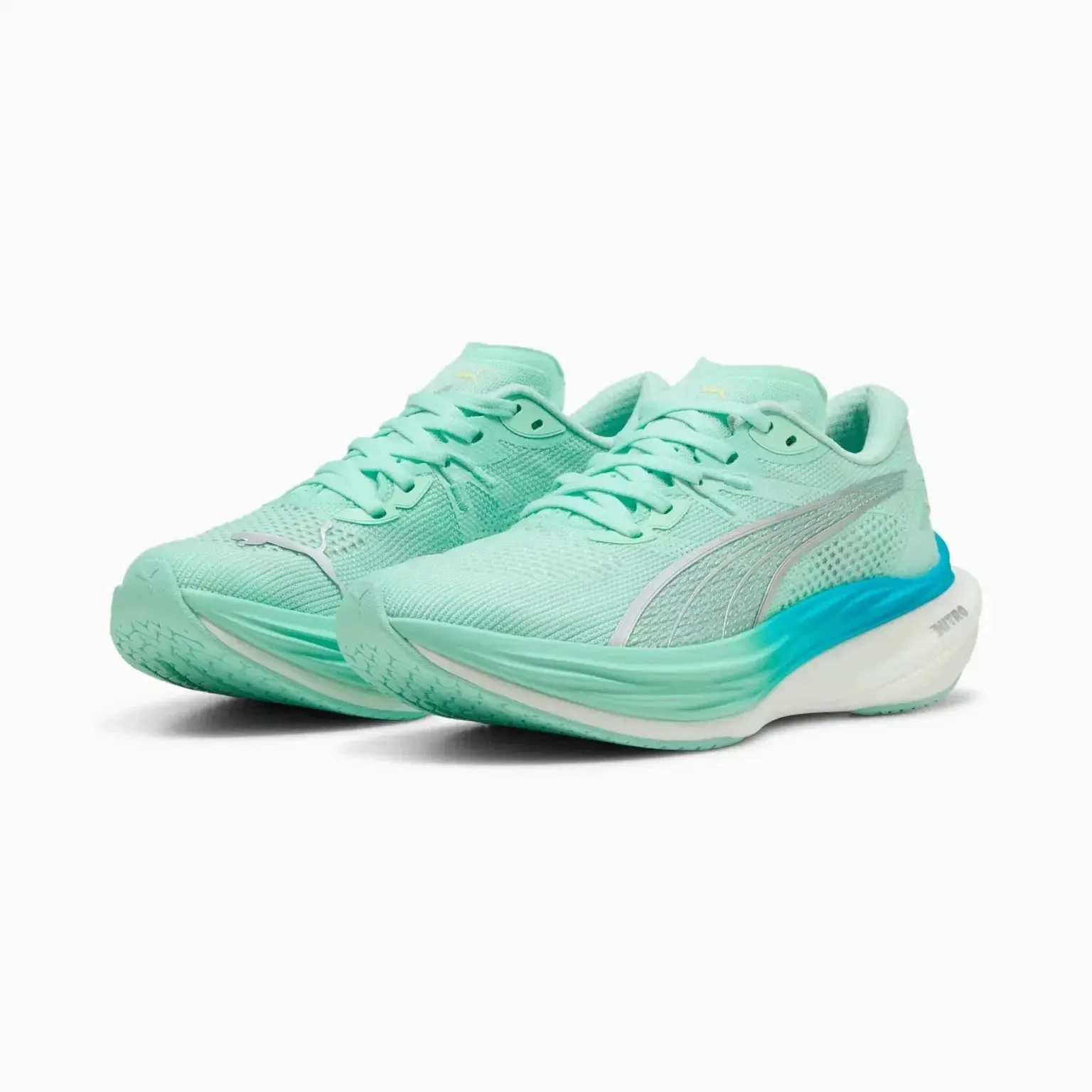 PUMA Deviate Nitro 3 Melt Running Shoe in Mint | Women's Low-Top