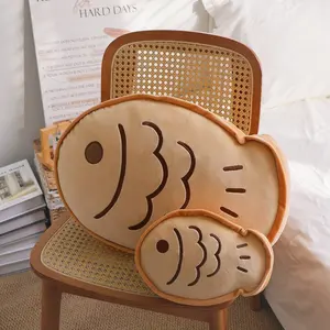 Fish Cake Butter Bread Pattern Pillow, Soft Nordic Style Polyester Fiber Cushion, Home Decor, 1 Piece, Comfortable and Stylish