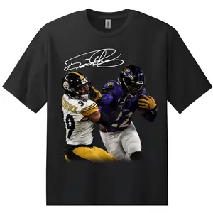 Derrick Henry Stiff-arm Graphic T-Shirt