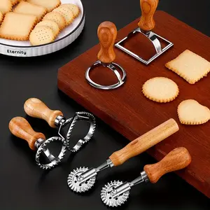 1pc Cookie Cutter, Zine-alloy Biscuit Mold With Wooden Handle, Stamp Maker Cutter With Roller Wheel Set, Kitchen Gadgets, Baking Tools