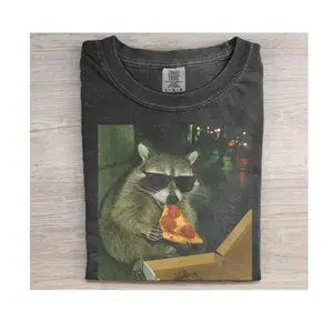 Raccoon Eating Pizza - Funny Meme Shirt Funny Graphic Tee Silly Shirt Gift Sarcastic Novelty Shirts Womens Funny Racoon Meme T-Shirt Vintage