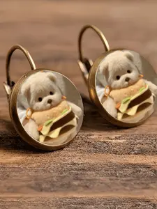 Cute burger bear clip earrings, retro kawaii food-themed jewelry, bear lover fun earrings without piercings