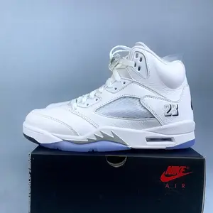 White Metallic Silver New Men's lace-up outdoor sports shoes Breathable casual running shoes