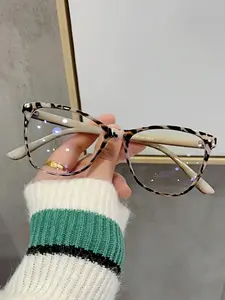 New Fashionable Classic Blue Light Blocking Cat Eye Glasses, Ultra-Light Durable Frame, Perfect for Work, Study, Daily Use