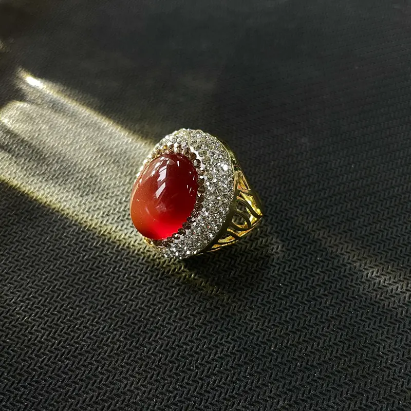 K 0857 Red Agate
