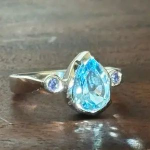Sterling Silver Blue Topaz & Iolite side stones Ring December Birthstone