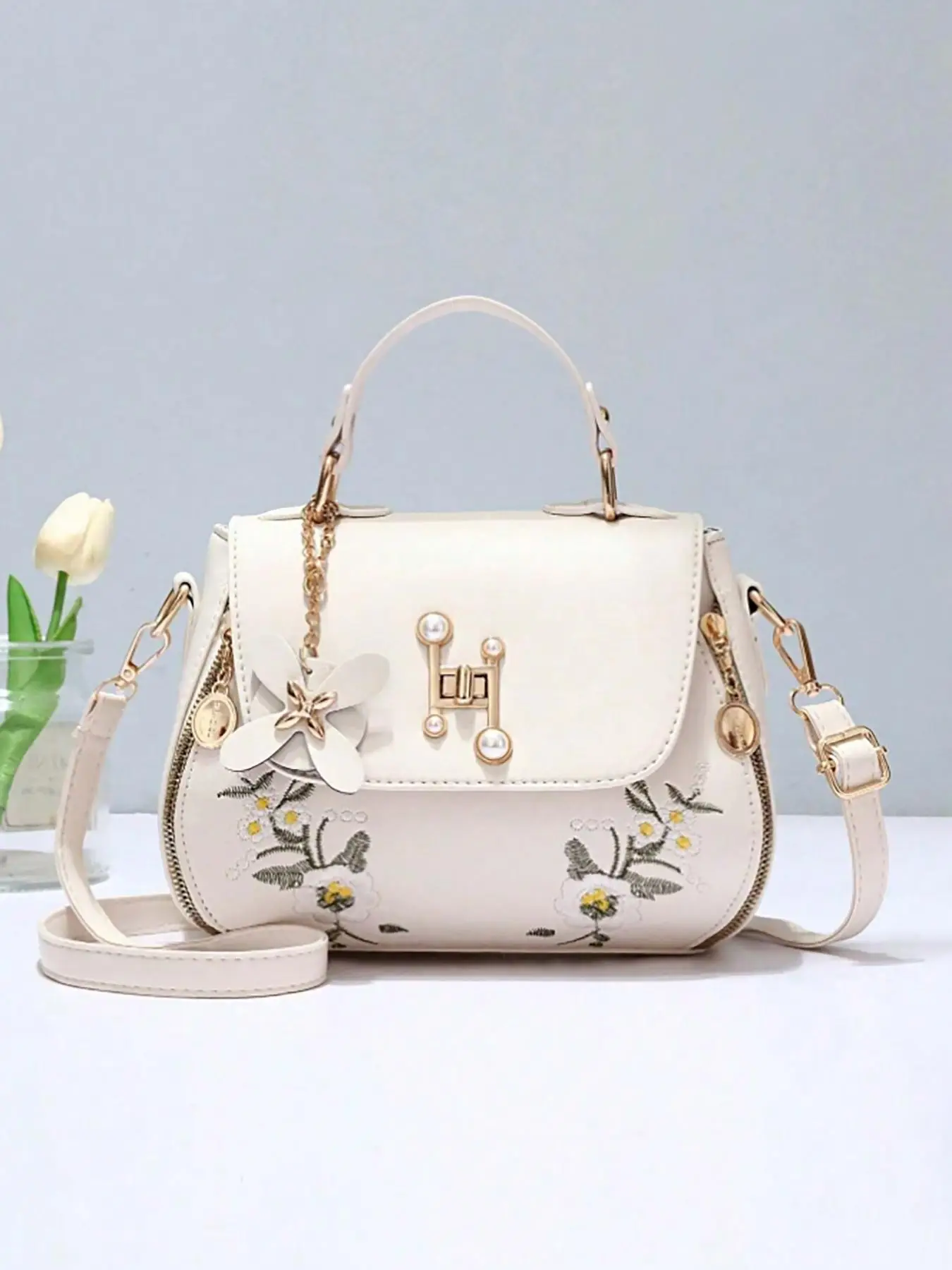 Women's 2024 Summer Fashion Floral Embroidering Faux Pearl Decor Flap Handbag, Elegant Shoulder Bag for Daily Used, Best Gift for Girlfriend