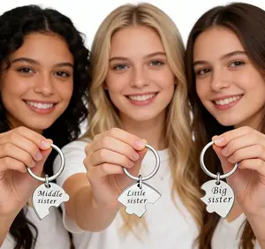 3Pcs Big Middle Little Sister Matching Keychain Set - Engraved Heart Puzzle Stainless Steel Keychains, Perfect Sister Jewelry Gift for 3 Sisters